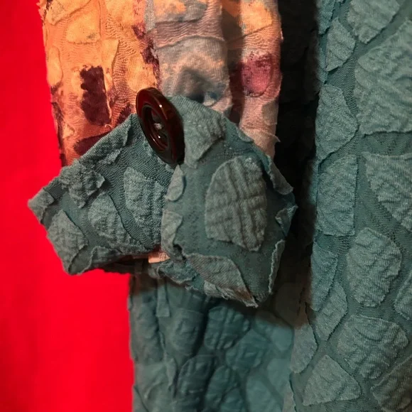 Ali Miles Textured Tunic - Picture 5 of 5